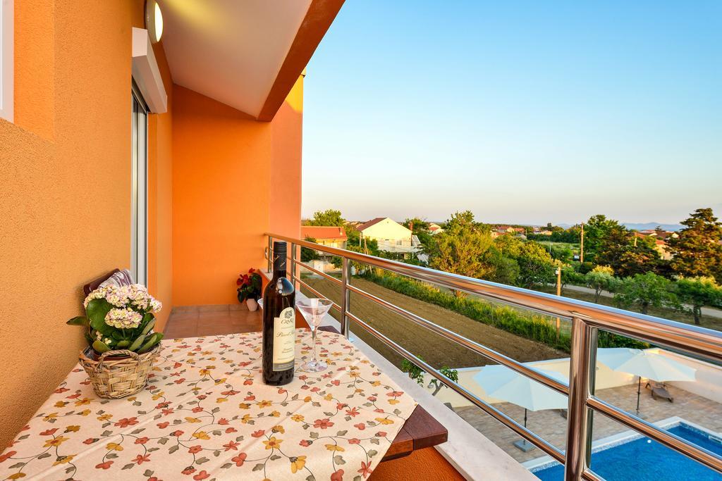Apartments Bonex Привлака Екстер'єр фото